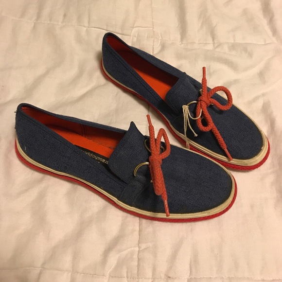 Rare find: unworn vintage Keds! - Picture 1 of 5